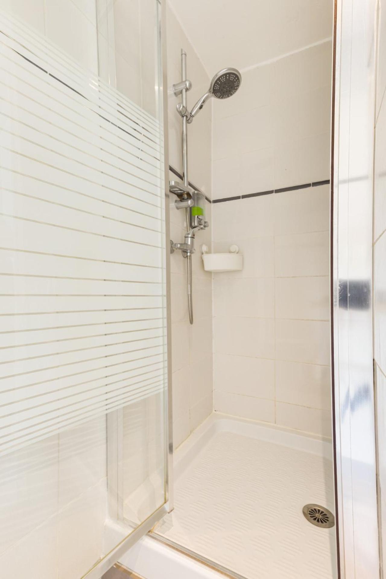 Studio Calme Proche Paris Avec Terrasse Privative Et Jacuzzi En Option Palaiseau Exterior photo